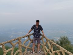 -鬼笑石后山停车场
