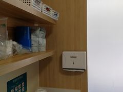 -上海仁爱医院口腔科 · 种植
