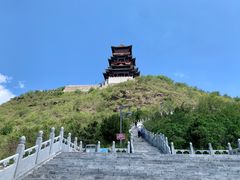 -定都峰
