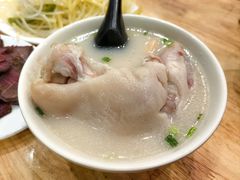 -雷祖芳老妈蹄花店