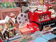 -泡泡玛特POPMART(杭州乐堤港店)
