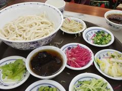 -海碗居老北京炸酱面(增光路店)