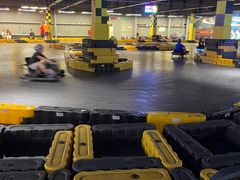 -极限PLAY运动娱乐新世界·团建派对潮玩休闲馆·室内蹦极高空游乐园