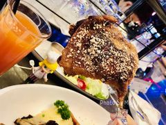 油封鸭腿-MOSSO德国餐厅·音乐酒吧(环宇荟店)