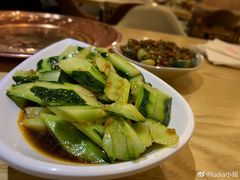 冷炝黄瓜-川乐小镇·炭火蛙锅肥肠鸡(苏州中心店)