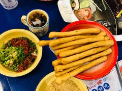 -马路边边串串香(苗栗路店)