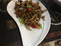 -玖月时尚泰式餐厅