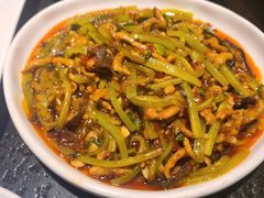 -万重锦·人文川菜馆(骡马市店)
