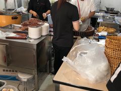 -闫家驴肉老店(华电一校店)