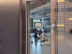 -上海虹桥中心爱琴海亚朵S酒店
