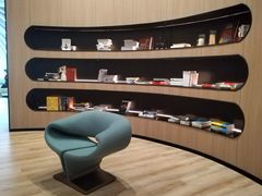 -涨巢·潮玩水疗局