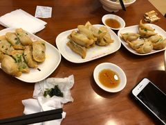-小姜锅贴(凤凰街店)