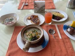 -亚龙湾希尔顿自助餐厅·海鲜·烧烤·沙滩BBQ·现场乐队
