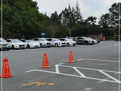 -大宁郁金香公园-停车场