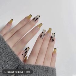 -悦指间美甲美睫