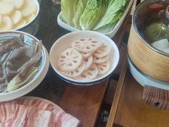 -小天鹅火锅·一线江景洪鼎旗舰店(洪崖洞店)