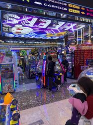 -卡通尼乐园(景枫中心店)