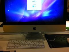 提供6台iMac供房客浏览使用-北京东直门智选假日酒店