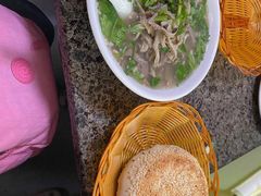 烧饼-清真喜兰老丁羊汤特色小吃