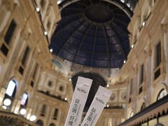 -文艺复兴百货(米兰大教堂广场店)