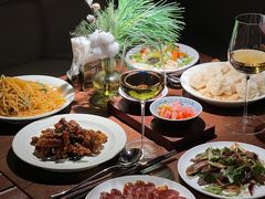 -肆海小川菜酒馆Wine Bistro (青年路店)