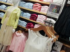 -优衣库(上海金桥国际商业广场店)