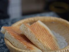 三角饼-八两八金·莱芜特色炒鸡(市南漳浦路店)