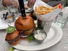 经典培根汉堡-Chili's Cafe&Bar奇利斯(滨江店)