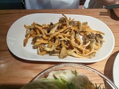 椒盐蘑菇-谷丽麦馕新疆菜·清真(步步高梅溪新天地店)