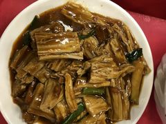 -华中科技大学东三学生食堂