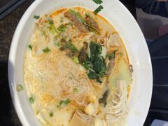 -刁四藤椒麻辣烫(武夷山路店)