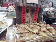 -闯关东东北农家菜(崂山石老人店)