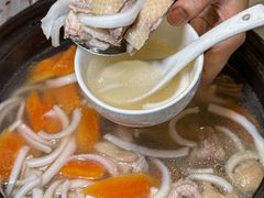 -烹然四季椰子鸡火锅(团结湖总店)