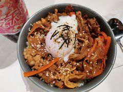 窝蛋肥牛盖饭-猫儿山۰猫主题餐厅