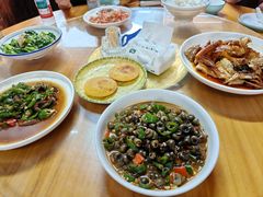 -芦茨金富饭庄·25年老字号·专做稻草鸡