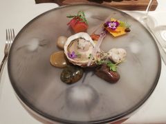 开胃点心：&nbsp;1号法国吉拉多生蚝配柠檬泡沫-Tomato&Pepper西餐厅