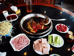 -九尺赵老四鲜鹅肠火锅