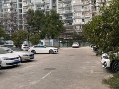 场地-飞洲国际广场-地下停车库