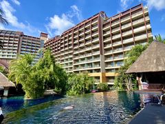 -三亚湾海居铂尔曼度假酒店