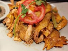 -大头虾越式风味餐厅(光明广场店)