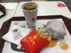 -华莱士·全鸡汉堡(柳州店)