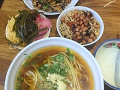 -萍姨抻面馆·鸡架冒菜(清湖店)