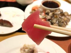 -大中华希尔顿酒店-念自助餐·嗨啤·小龙虾