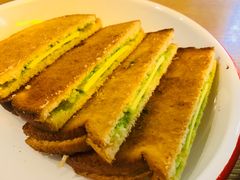 咖椰吐司-HELLO 27 意面·沙拉·帕尼尼