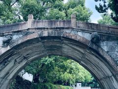 -汇龙潭