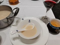 -红鼎豆捞·非遗鲍皇汤火锅(宝丰路店)