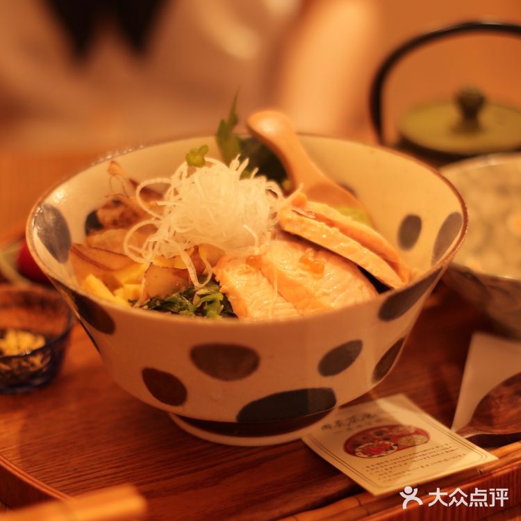 去这家店吃茶泡饭，顺便还能拍一套写真？