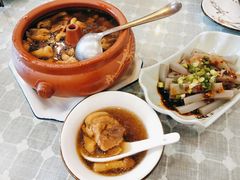 野生菌汽锅鸡-小厨子私房菜·云南美食店