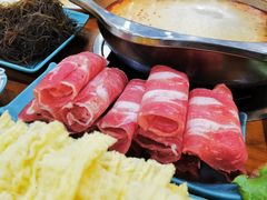 牛肉卷-老何家后安粉·糟粕醋海鲜火锅(三亚湾椰梦长廊店)