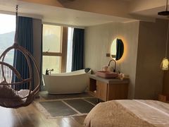 -闲隅江景艺术酒店(解放碑洪崖洞总店)